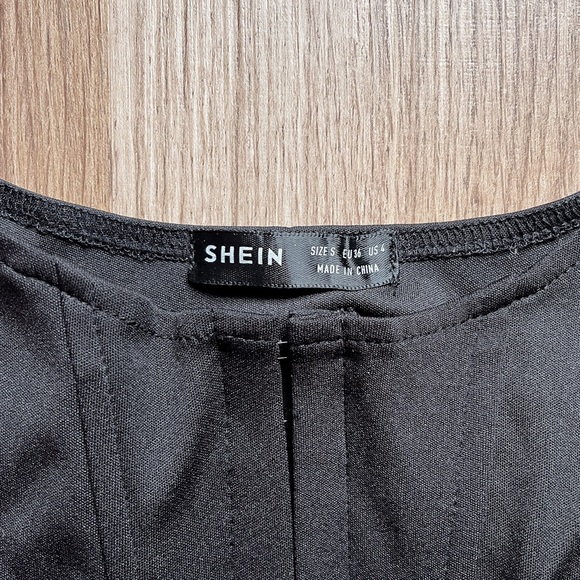 SHEIN Corsets in Black and Bubblegum Pink in S - Picture 2 of 4